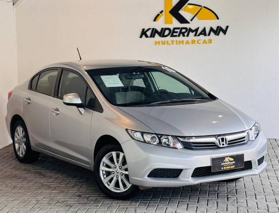 HONDA CIVIC 1.8 LXS 16V FLEX 4P MANUAL
